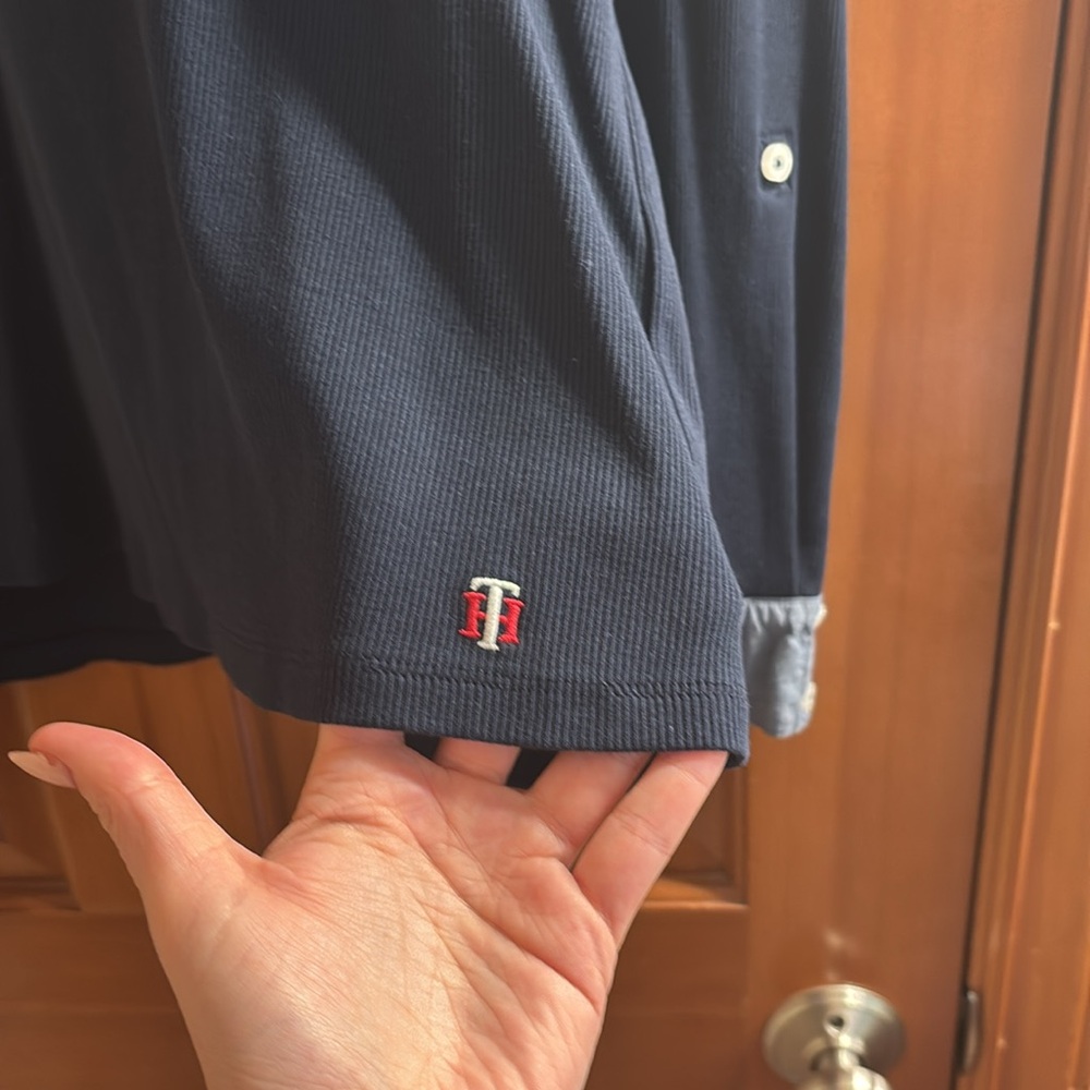 Tommy Hilfiger mixed media, roll-tab top - Picture 9 of 13